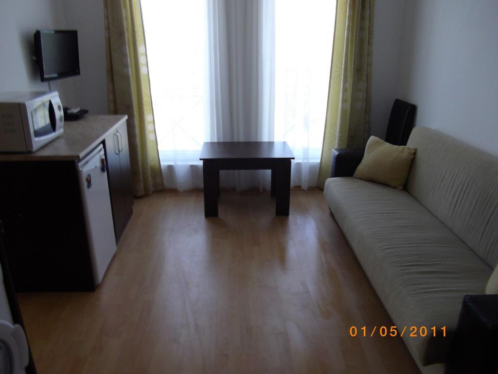 1 Bedroom Apartment In Sunny Day 6 Tŭnkovo Room photo